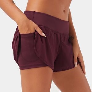 NWT HALARA Mid Rise Wide Waistband Pocket 2 in 1 Shorts 2.5”